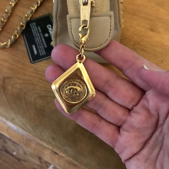 Vintage CHANEL Double Chain Purse - Picture 9 of 15